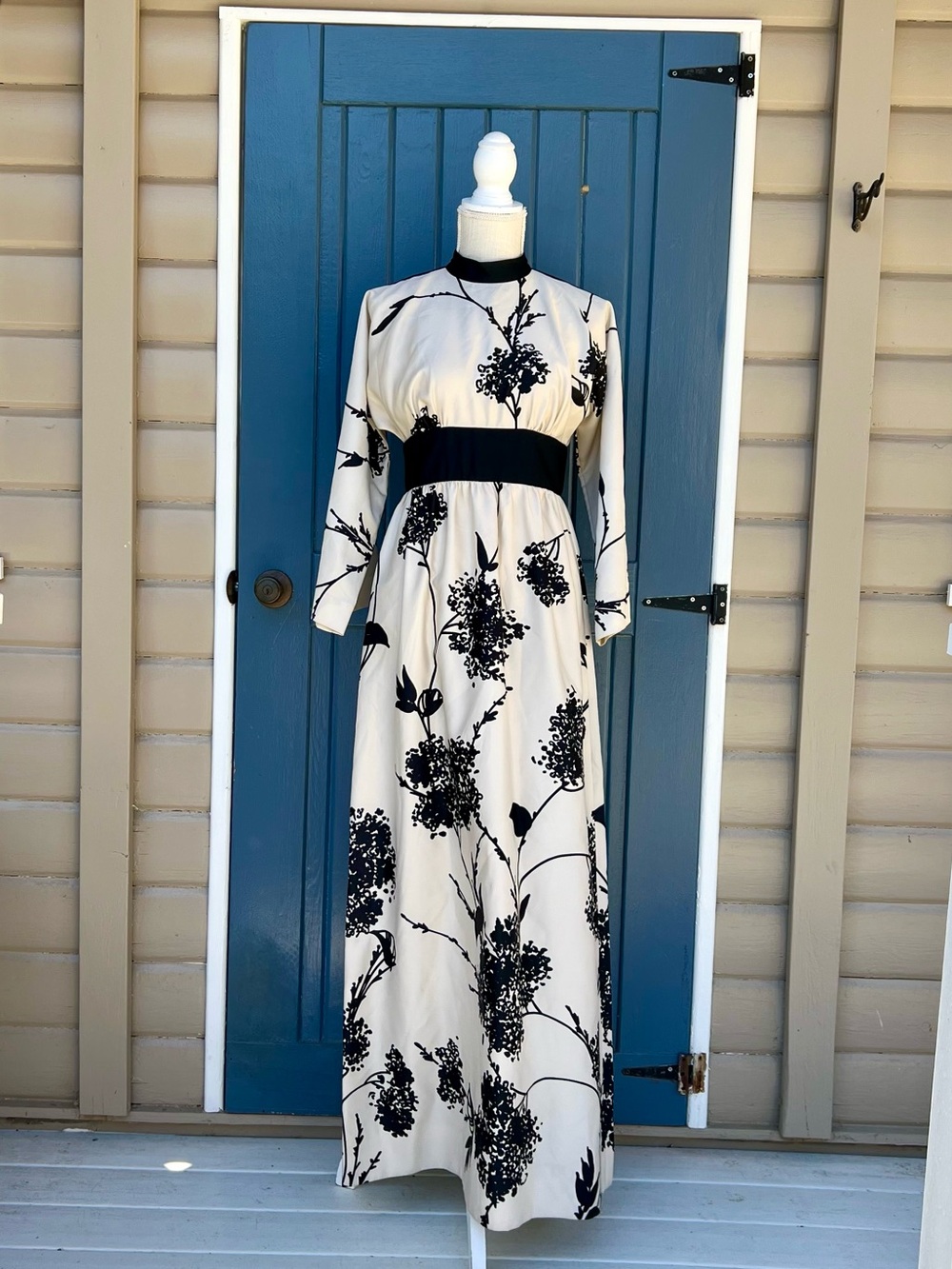Vintage Tori Richard Honolulu Retro 70s Whimsygoth Empire Waist Floral Gown 8